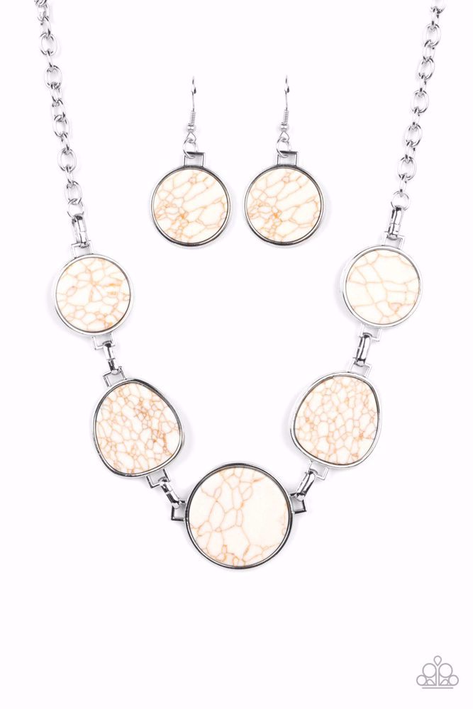 Santa Fe Flats White Stone Necklace Paparazzi Accessories
