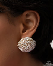 Load image into Gallery viewer, Overwhelming Opulence - Gold Paparazzi Accessories