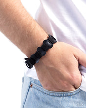 Load image into Gallery viewer, âAlpine Adventurer - Black Paparazzi Accessories
