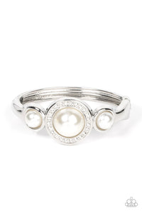 hinge,pearls,white,Debutante Daydream White Pearl Hinge Bracelet