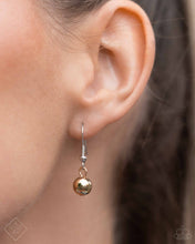 Load image into Gallery viewer, Sizzling Strands - Multi Paparazzi Accessories