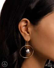 Load image into Gallery viewer, Boldly Balanced - Multi Paparazzi Accessories