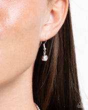 Load image into Gallery viewer, Vibrant Valley - Pink Paparazzi Accessories