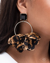 Load image into Gallery viewer, Charming Cheetah - Black