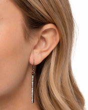 Load image into Gallery viewer, Zipper Zeal - Black Paparazzi Accessories