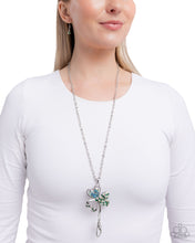 Load image into Gallery viewer, Opportune Opulence - Green Paparazzi Accessories
