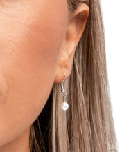 Load image into Gallery viewer, Eloquent Emeralds - Blue Paparazzi Accessories