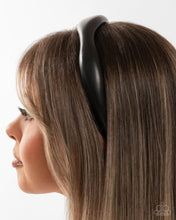 Load image into Gallery viewer, Exciting Eloquence - Black Paparazzi Accessories