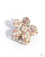 Load image into Gallery viewer, Dueling Flowers - Yellow Paparazzi Accessories
