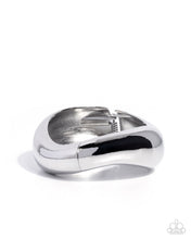 Load image into Gallery viewer, Fearless Fame - Silver Paparazzi Accessories