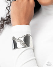Load image into Gallery viewer, Twinkly Traverse - White Paparazzi Accessories