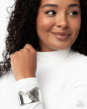 Load image into Gallery viewer, Twinkly Traverse - White Paparazzi Accessories