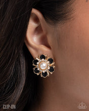 Load image into Gallery viewer, Bigger and Better - Black Paparazzi Accessories