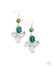 Load image into Gallery viewer, Staying Loose - Green Paparazzi Accessories