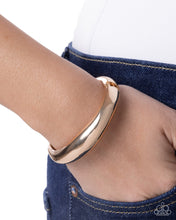 Load image into Gallery viewer, Stackable Sheen - Gold Paparazzi Accessories