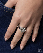 Load image into Gallery viewer, Polished Patron - Green Paparazzi Accessories
