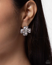 Load image into Gallery viewer, Shimmery Scale - White Paparazzi Accessories