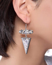 Load image into Gallery viewer, Triangle Tango - Multi Paparazzi Accessories