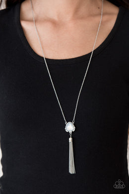 The Glow Show White Necklace Paparazzi Accessories