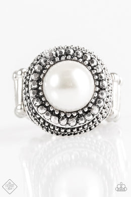 Bronx Beauty White Ring Paparazzi Accessories