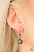 Load image into Gallery viewer, Catwalk Champ Black Gunmetal Necklace Paparazzi Accessories