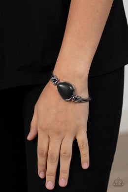 Badlands Bounty Black Stone Bracelet Paparazzi Accessories