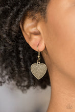 Load image into Gallery viewer, Look Into Your Heart Brass Necklace Paparazzi Accessories