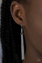 Load image into Gallery viewer, Tiki Tease Green Necklace Paparazzi Accessories