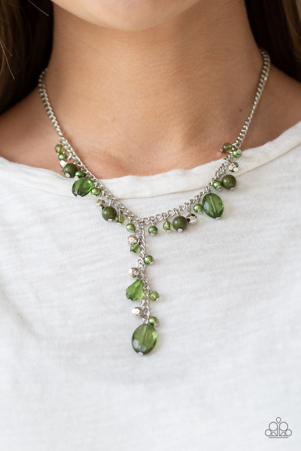 Crystal Couture Green Necklace Paparazzi Accessories