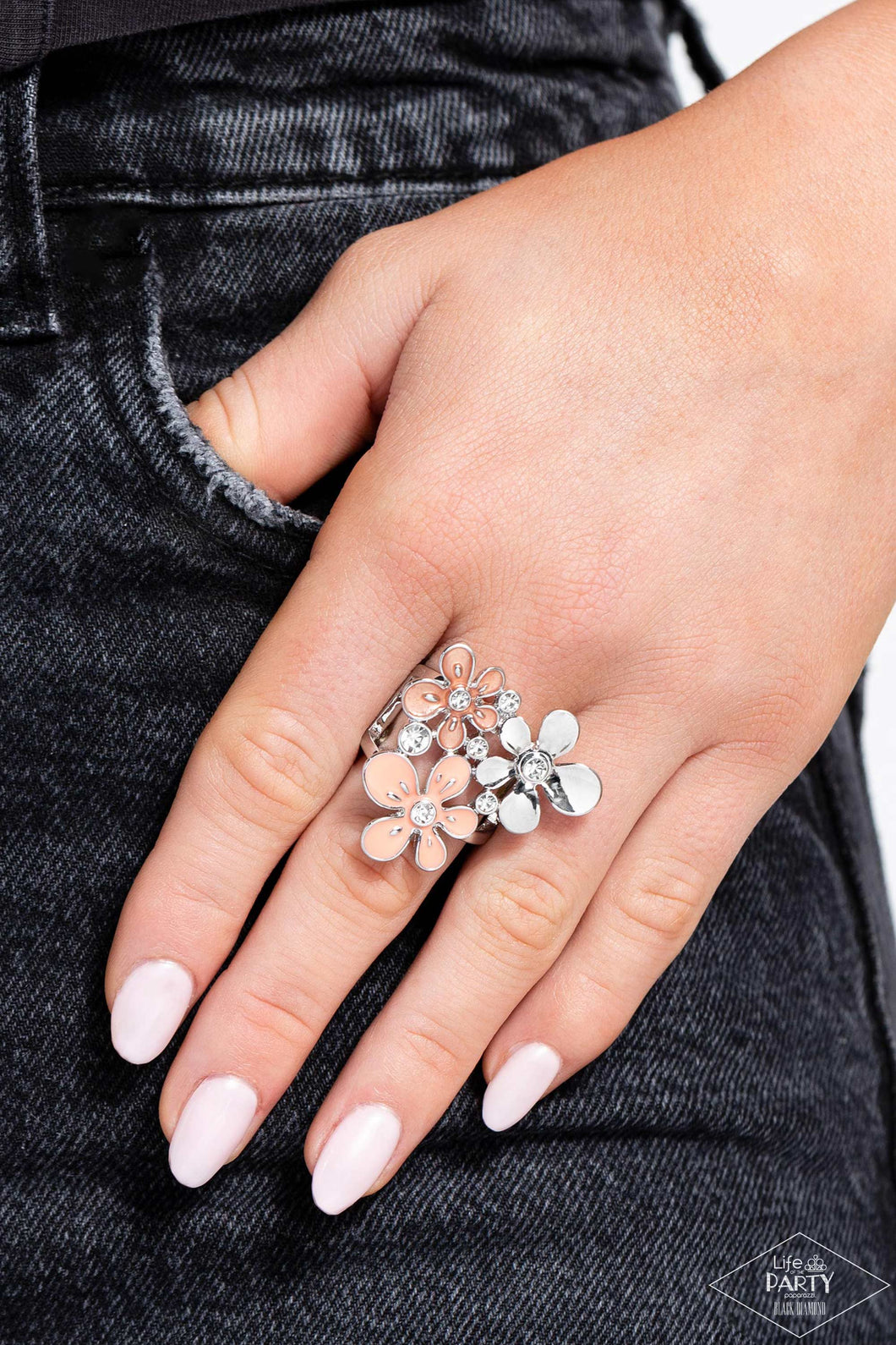 How Does Your Garden Grow? - Orange Paparazzi Accessories