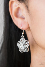 Load image into Gallery viewer, Garden Groove - Silver Necklace Paparazzi Accessories
