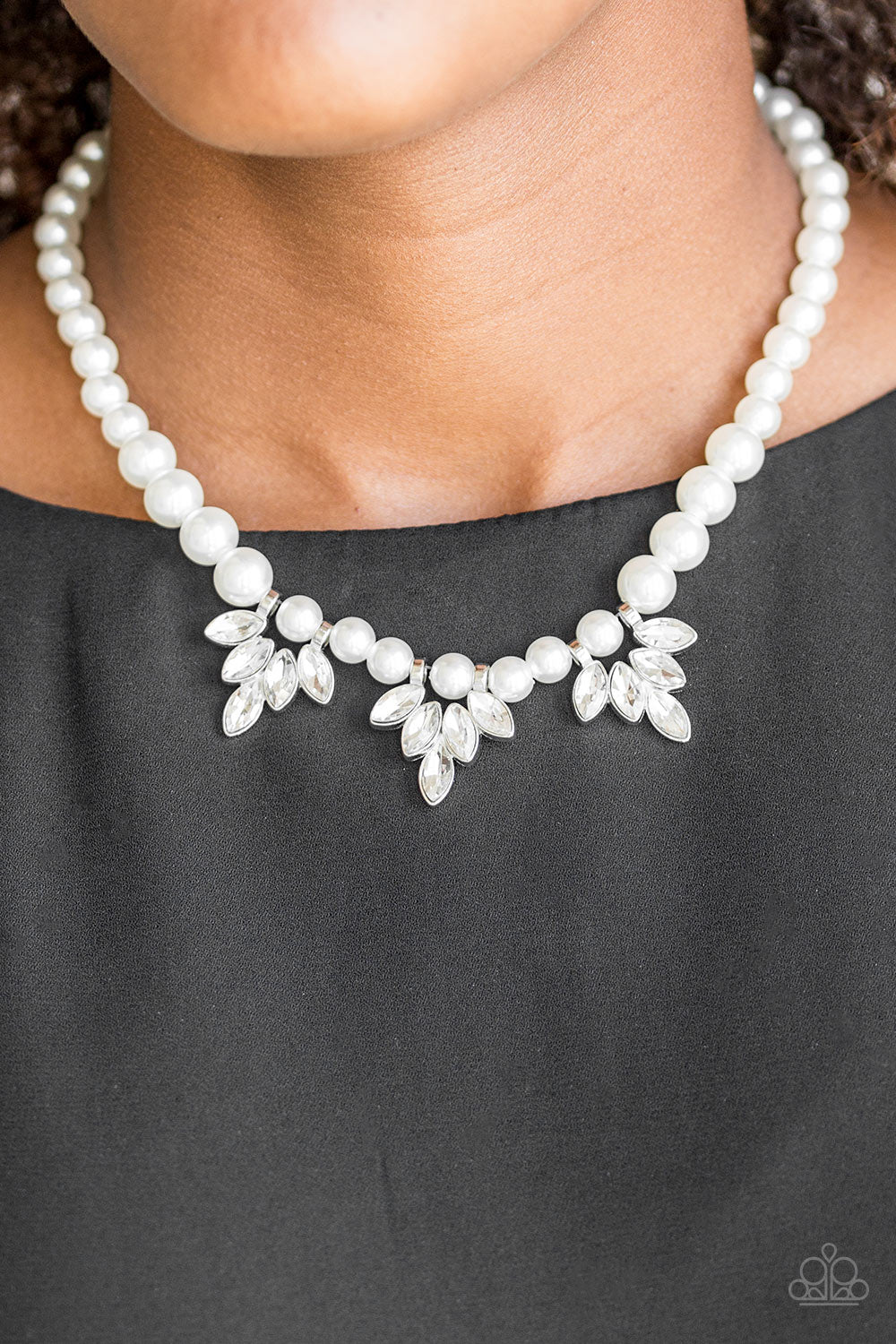 Society Socialite White Necklace Paparazzi Accessories