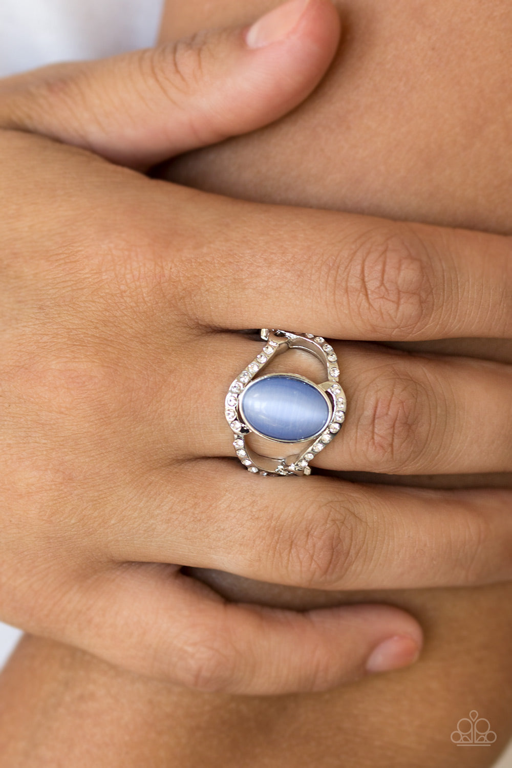 Moulin Moon Blue Ring Paparazzi Accessories