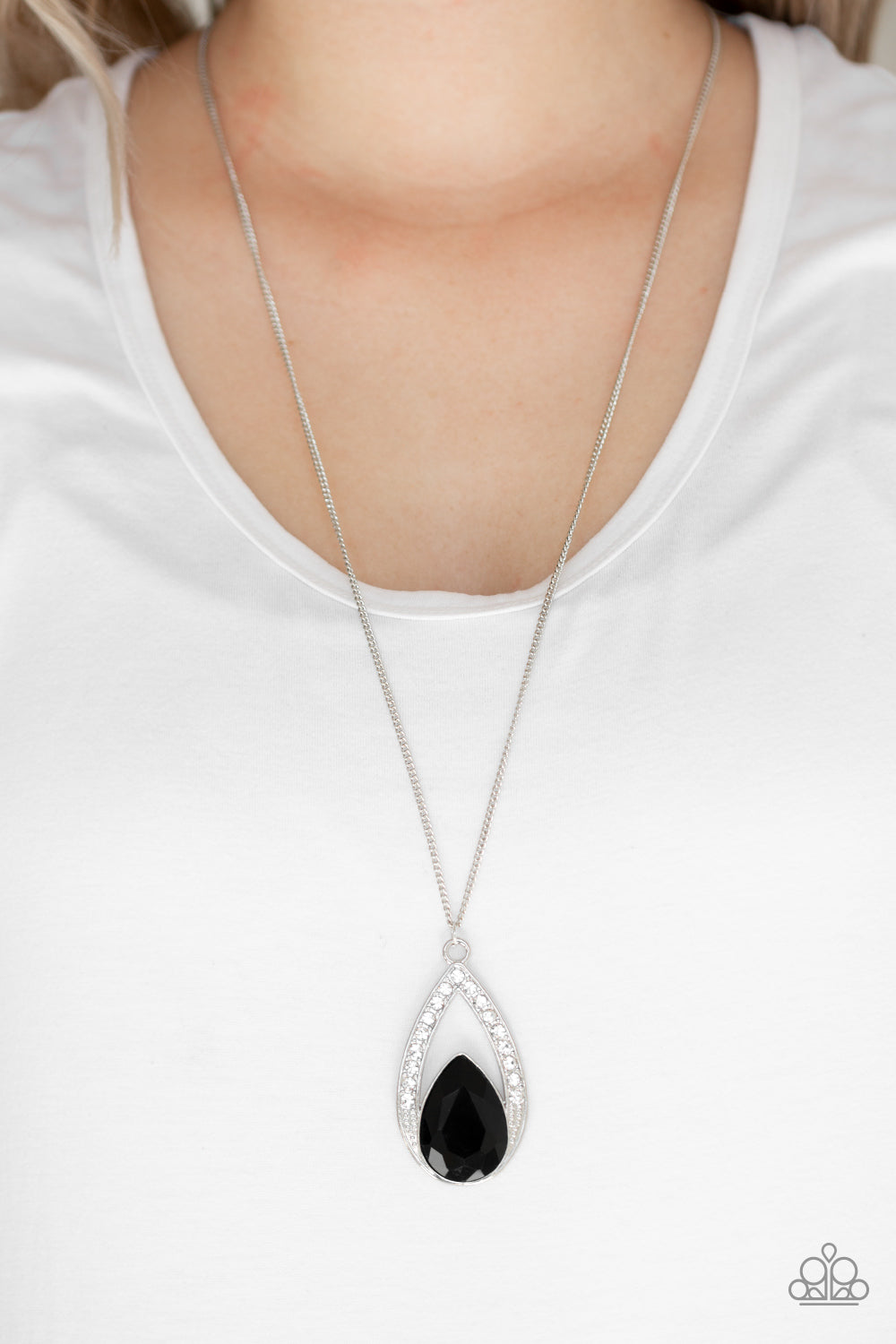 Notorious Noble Black Necklace Paparazzi Accessories