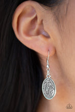 Load image into Gallery viewer, Sierra Serenity Black Necklace Paparazzi Accessories