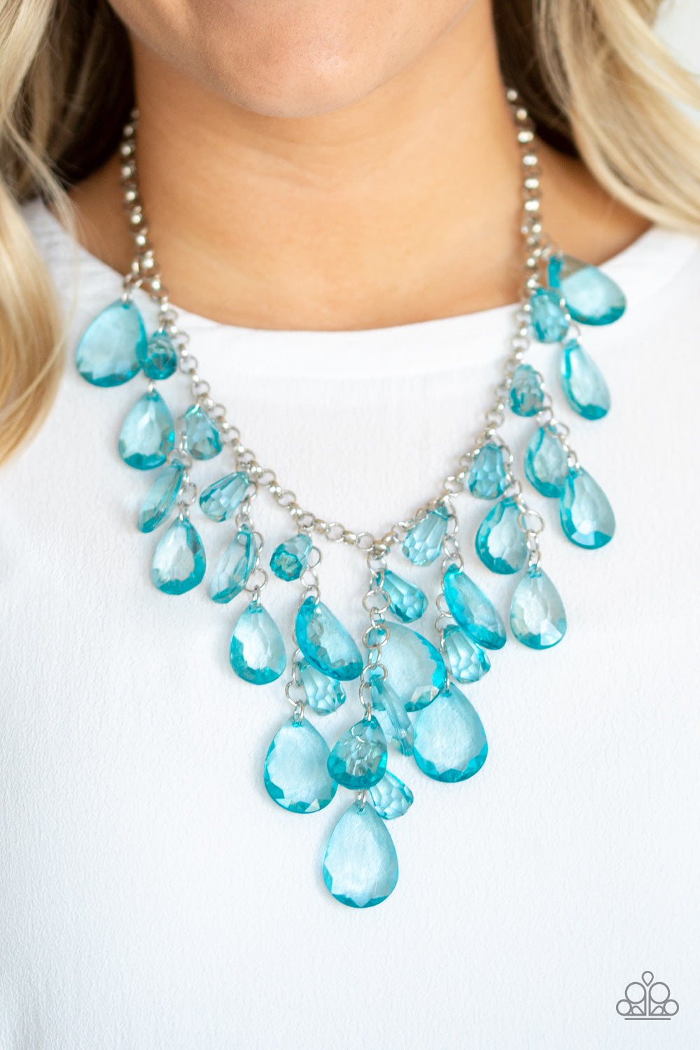 Irresistible Iridescence Blue Acrylic Necklace Paparazzi Accessories