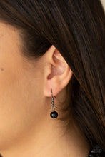 Load image into Gallery viewer, Bow Before the Queen Black Necklace Paparazzi Accessories
