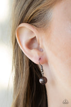 Load image into Gallery viewer, Posh Boss Black Pearl Necklace Paparazzi Accessories