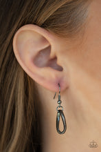 Load image into Gallery viewer, Classic Convergence Black Necklace Paparazzi Accessories