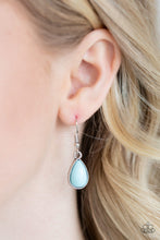Load image into Gallery viewer, Jaw-Dropping Diva Blue Necklace Paparazzi Accessories
