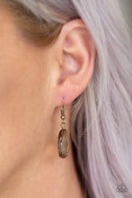 Load image into Gallery viewer, Vixen Conviction Brass Necklace Paparazzi Accessories