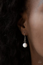 Load image into Gallery viewer, Dream Pop White Necklace Paparazzi Accessories