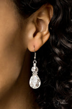 Load image into Gallery viewer, Reign Zi Collection Necklace Paparazzi Accessories