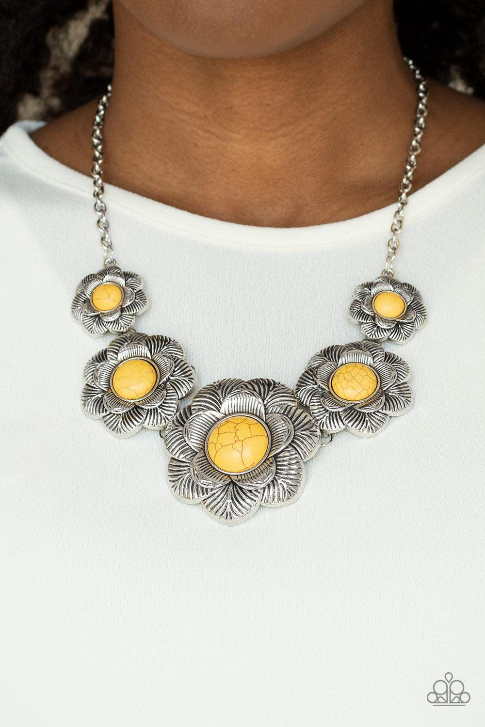 Santa Fe Hills Yellow Necklace Paparazzi Accessories
