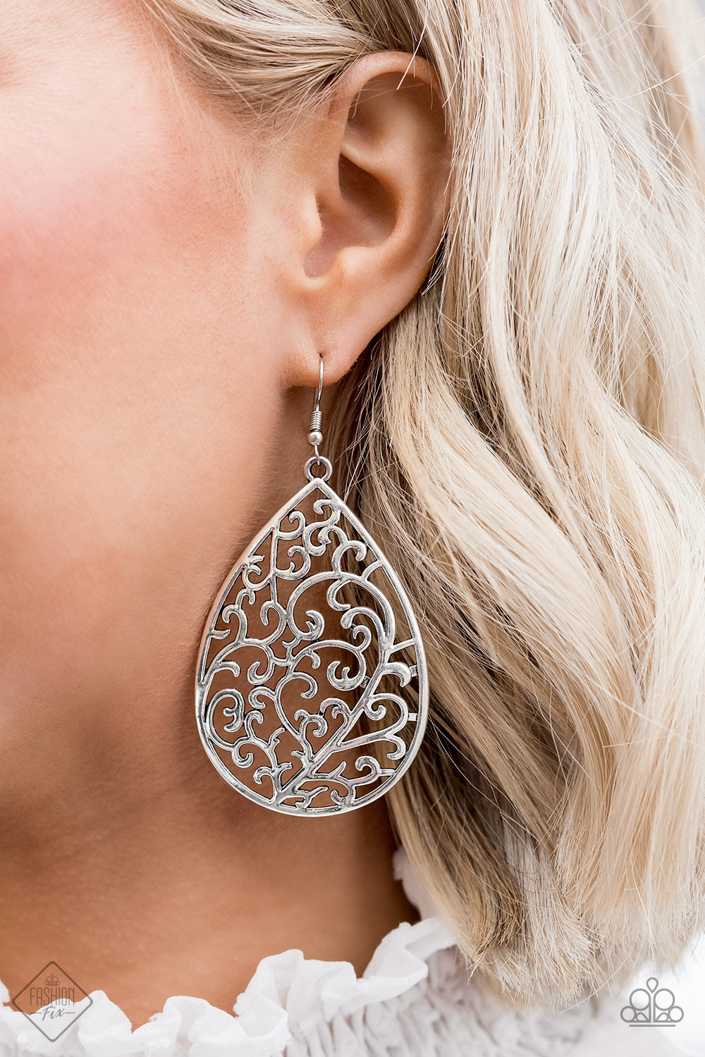 Grapevine Grandeur Silver Earring Paparazzi Accessories