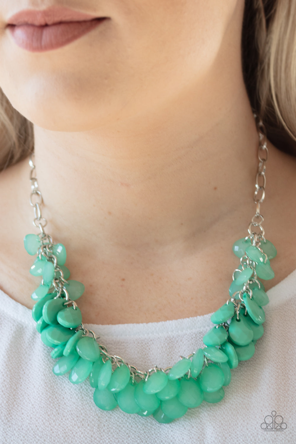 Colorfully Clustered Green Necklace Paparazzi Accessories