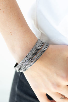 Full Circle Black Bracelet Paparazzi Accessories