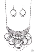 Load image into Gallery viewer, Metro Eclipse Black Necklace Paparazzi Accessories