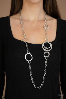 Amped Up Metallics Silver Necklace Paparazzi Accessories