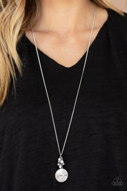 Going For Glamma White Necklace Paparazzi Accessories